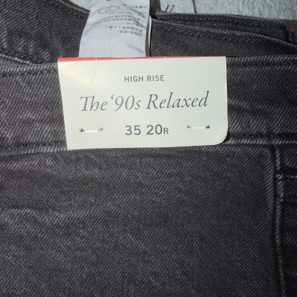 Abercrombie & Fitch Women's High-Rise Washed Black Jeans - Picture 4 of 4